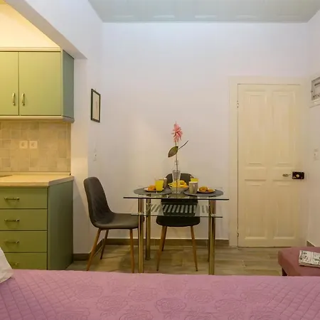 Emy's Studio Corfu Apartment *
