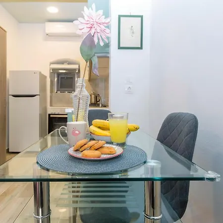 Emy's Studio Corfu Apartment *